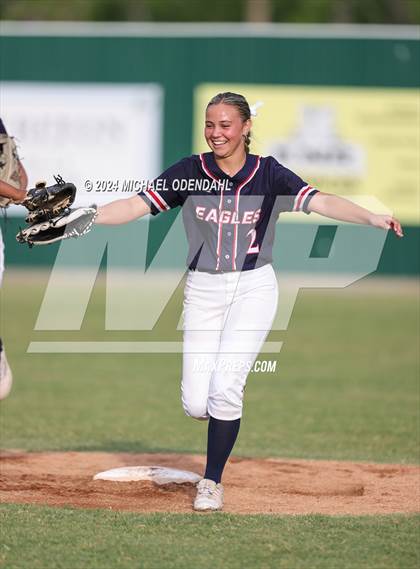 Thumbnail 3 in Catholic of Pointe Coupee vs. Central Catholic (LHSAA Division IV Select Regional) photogallery.