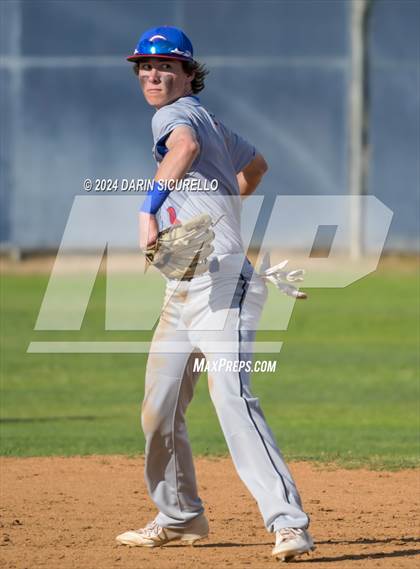 Thumbnail 2 in Centaurus vs. La Salle (Coach Bob National Invitational) photogallery.