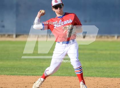 Thumbnail 2 in Centaurus vs. La Salle (Coach Bob National Invitational) photogallery.