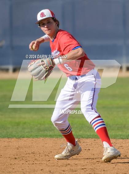 Thumbnail 1 in Centaurus vs. La Salle (Coach Bob National Invitational) photogallery.