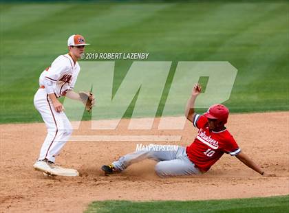 Thumbnail 2 in Lee @ Madison photogallery.