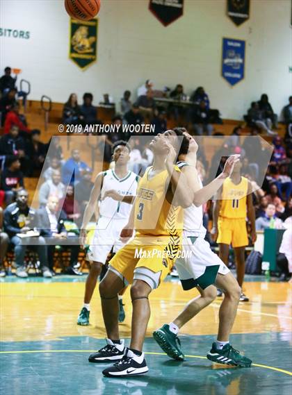 Thumbnail 2 in Greenfield vs. Farmville Central (Hoops and Dreams Showcase) photogallery.