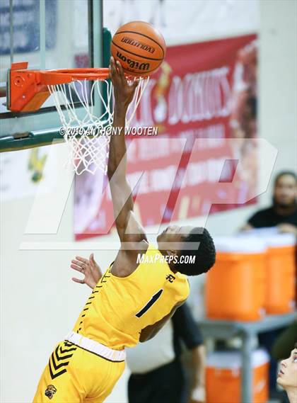 Thumbnail 2 in Greenfield vs. Farmville Central (Hoops and Dreams Showcase) photogallery.