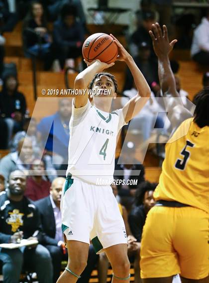 Thumbnail 1 in Greenfield vs. Farmville Central (Hoops and Dreams Showcase) photogallery.