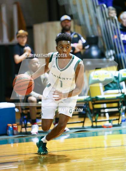 Thumbnail 1 in Greenfield vs. Farmville Central (Hoops and Dreams Showcase) photogallery.
