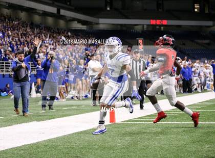 Thumbnail 3 in Wagner vs Veterans Memorial (UIL 5A Quarterfinal Playoff) photogallery.