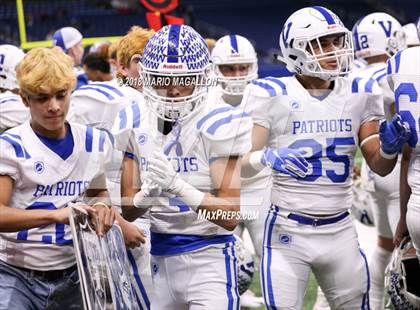 Thumbnail 2 in Wagner vs Veterans Memorial (UIL 5A Quarterfinal Playoff) photogallery.