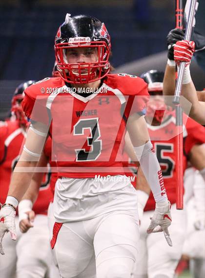 Thumbnail 1 in Wagner vs Veterans Memorial (UIL 5A Quarterfinal Playoff) photogallery.