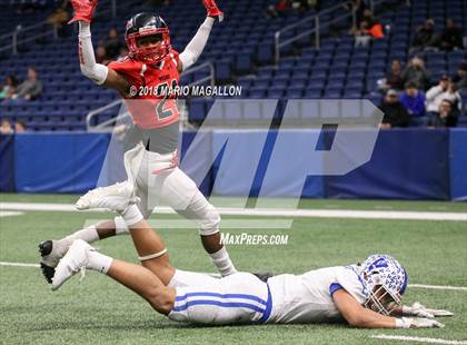 Thumbnail 3 in Wagner vs Veterans Memorial (UIL 5A Quarterfinal Playoff) photogallery.