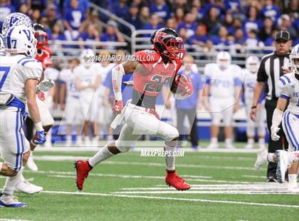 Thumbnail 1 in Wagner vs Veterans Memorial (UIL 5A Quarterfinal Playoff) photogallery.