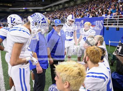 Thumbnail 2 in Wagner vs Veterans Memorial (UIL 5A Quarterfinal Playoff) photogallery.