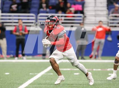 Thumbnail 2 in Wagner vs Veterans Memorial (UIL 5A Quarterfinal Playoff) photogallery.