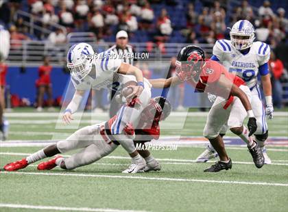 Thumbnail 2 in Wagner vs Veterans Memorial (UIL 5A Quarterfinal Playoff) photogallery.