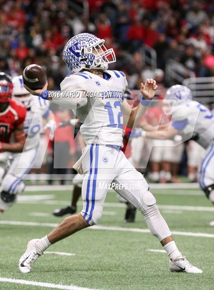 Thumbnail 1 in Wagner vs Veterans Memorial (UIL 5A Quarterfinal Playoff) photogallery.