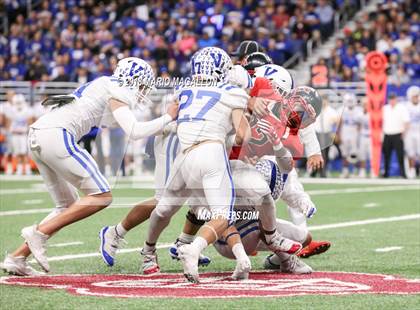 Thumbnail 2 in Wagner vs Veterans Memorial (UIL 5A Quarterfinal Playoff) photogallery.