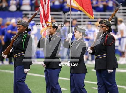 Thumbnail 1 in Wagner vs Veterans Memorial (UIL 5A Quarterfinal Playoff) photogallery.