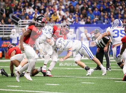 Thumbnail 2 in Wagner vs Veterans Memorial (UIL 5A Quarterfinal Playoff) photogallery.