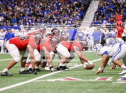 Thumbnail 3 in Wagner vs Veterans Memorial (UIL 5A Quarterfinal Playoff) photogallery.