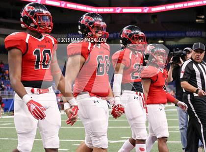 Thumbnail 1 in Wagner vs Veterans Memorial (UIL 5A Quarterfinal Playoff) photogallery.