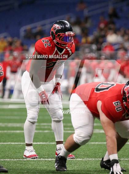 Thumbnail 3 in Wagner vs Veterans Memorial (UIL 5A Quarterfinal Playoff) photogallery.