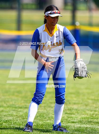 Thumbnail 1 in Fife @ Sammamish (WIAA District Playoffs) photogallery.