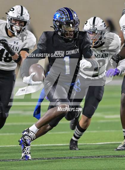 Thumbnail 2 in Permian vs North Crowley (UIL 6A-1 Football Area Playoff) photogallery.