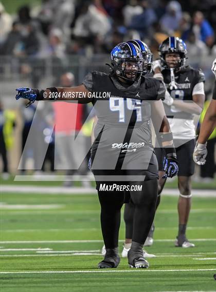 Thumbnail 2 in Permian vs North Crowley (UIL 6A-1 Football Area Playoff) photogallery.