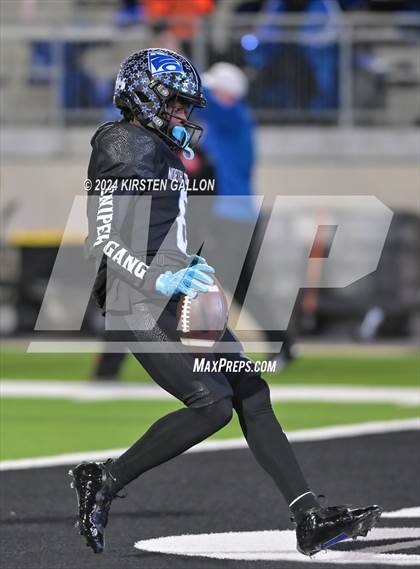 Thumbnail 2 in Permian vs North Crowley (UIL 6A-1 Football Area Playoff) photogallery.
