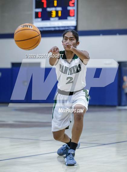 Thumbnail 2 in Temecula Prep vs. Perris (Linfield Christian Caged Classic) photogallery.