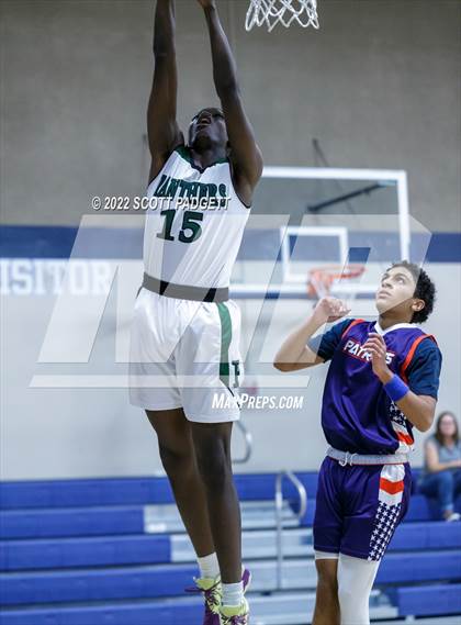 Thumbnail 2 in Temecula Prep vs. Perris (Linfield Christian Caged Classic) photogallery.
