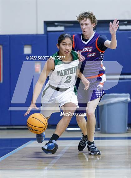 Thumbnail 3 in Temecula Prep vs. Perris (Linfield Christian Caged Classic) photogallery.