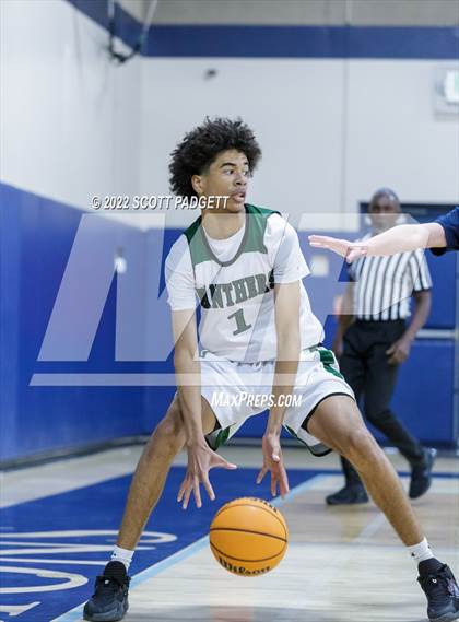 Thumbnail 2 in Temecula Prep vs. Perris (Linfield Christian Caged Classic) photogallery.