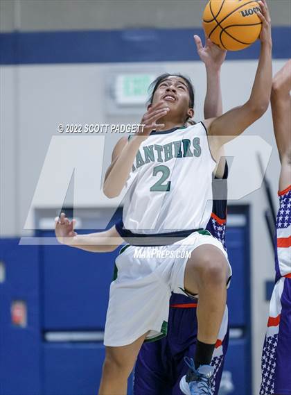 Thumbnail 3 in Temecula Prep vs. Perris (Linfield Christian Caged Classic) photogallery.