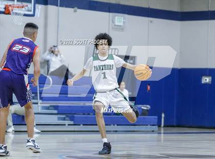 Thumbnail 3 in Temecula Prep vs. Perris (Linfield Christian Caged Classic) photogallery.