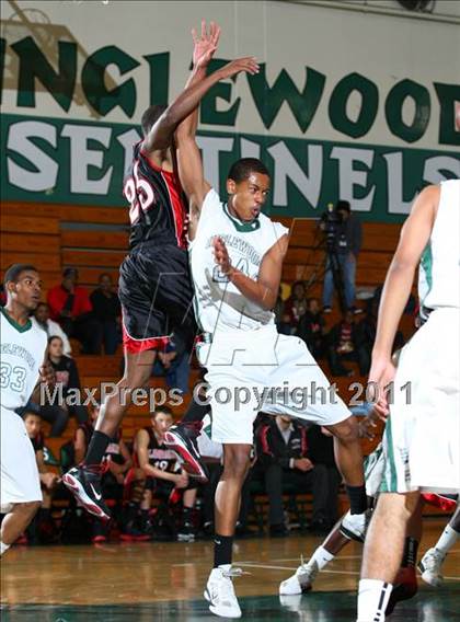 Thumbnail 1 in Lawndale @ Inglewood (CIF SS Playoffs) photogallery.