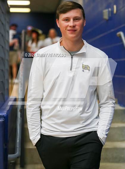 Thumbnail 3 in Huckabay vs. Perrin-Whitt (UIL 1A D1 Basketball Regional Final) photogallery.