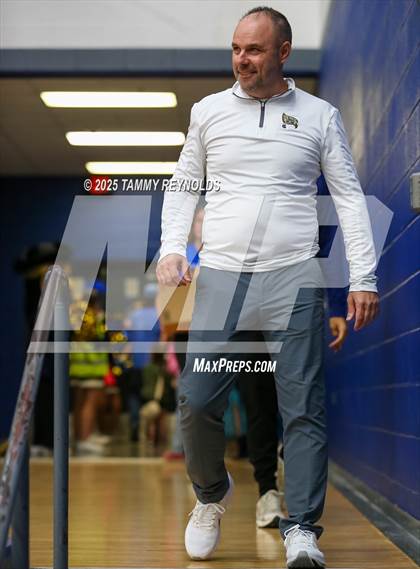 Thumbnail 3 in Huckabay vs. Perrin-Whitt (UIL 1A D1 Basketball Regional Final) photogallery.