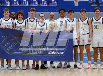 Thumbnail 2 in Huckabay vs. Perrin-Whitt (UIL 1A D1 Basketball Regional Final) photogallery.