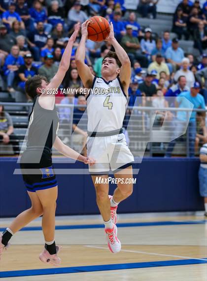 Thumbnail 1 in Huckabay vs. Perrin-Whitt (UIL 1A D1 Basketball Regional Final) photogallery.