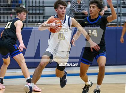 Thumbnail 1 in Huckabay vs. Perrin-Whitt (UIL 1A D1 Basketball Regional Final) photogallery.