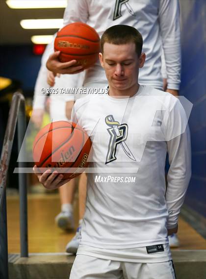 Thumbnail 2 in Huckabay vs. Perrin-Whitt (UIL 1A D1 Basketball Regional Final) photogallery.