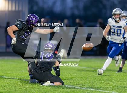Thumbnail 1 in Freeburg @ Breese Central photogallery.