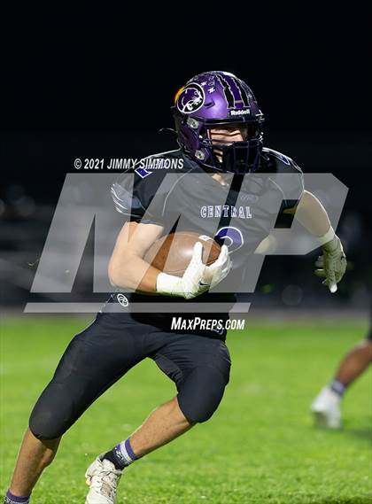 Thumbnail 1 in Freeburg @ Breese Central photogallery.