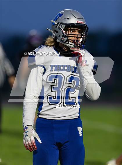 Thumbnail 3 in Freeburg @ Breese Central photogallery.
