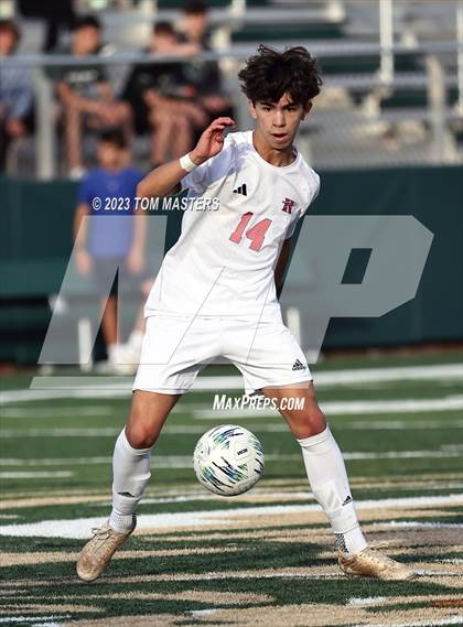 Thumbnail 1 in Riverside vs. Catawba Ridge (SCHSL AAAA 3rd Round) photogallery.