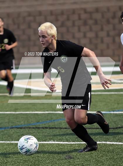 Thumbnail 1 in Riverside vs. Catawba Ridge (SCHSL AAAA 3rd Round) photogallery.