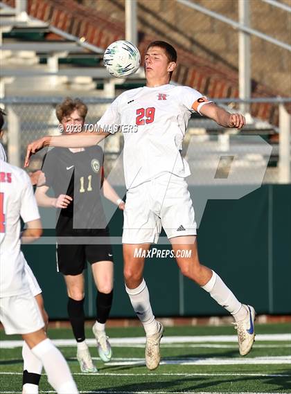 Thumbnail 2 in Riverside vs. Catawba Ridge (SCHSL AAAA 3rd Round) photogallery.
