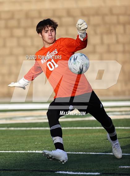 Thumbnail 3 in Riverside vs. Catawba Ridge (SCHSL AAAA 3rd Round) photogallery.