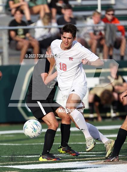 Thumbnail 1 in Riverside vs. Catawba Ridge (SCHSL AAAA 3rd Round) photogallery.