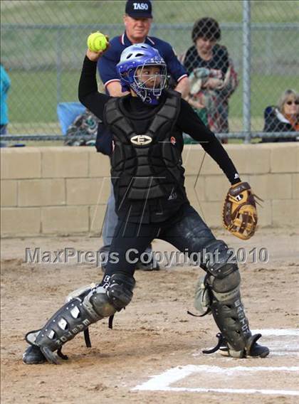 Thumbnail 1 in Gilmer vs Gladewater photogallery.